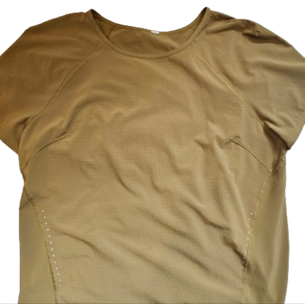 LULULEMON Women's Short Sleeve Top Yellow Color Size 8